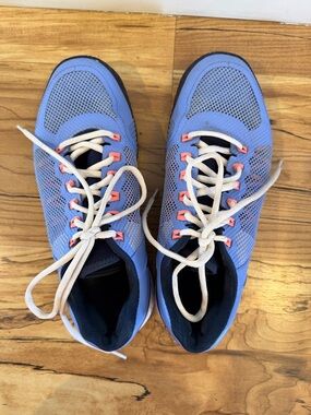 Nike Light Blue Tennis/Pickleball Sneakers with Coral Eyelet Accents